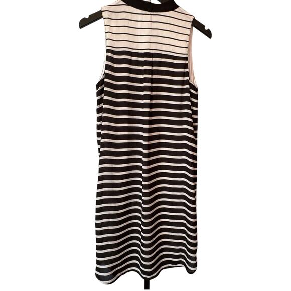 Express Chic Black & White Lightweight Striped-Down Dress - Picture 2 of 8